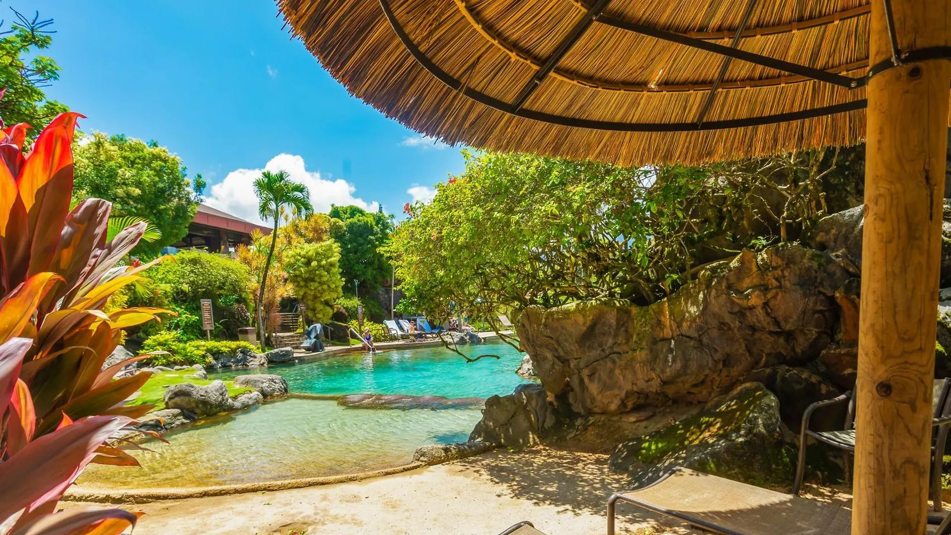 Hanalei Bay Beach Retreat With Waterfall Views Princeville