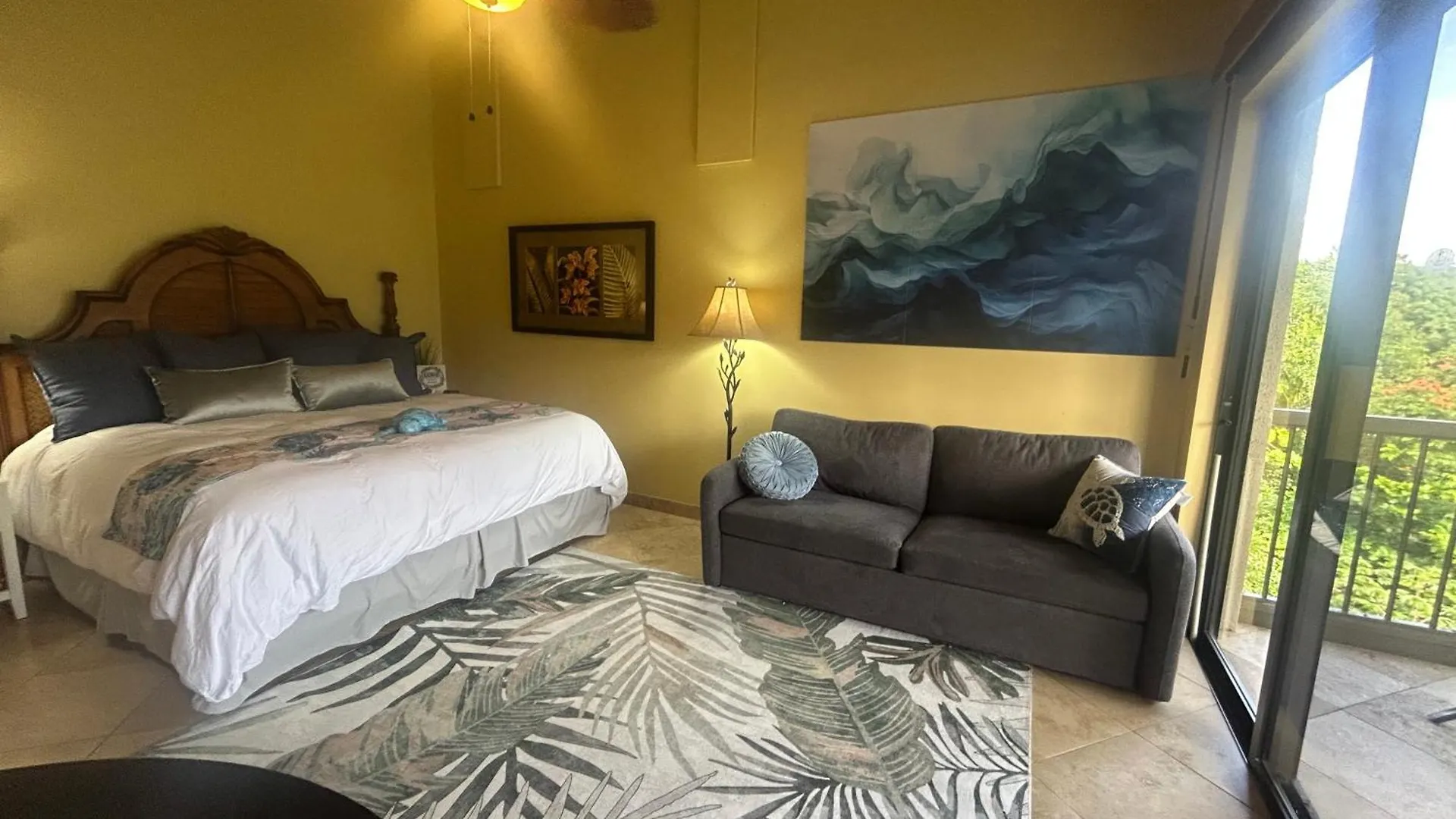 Hanalei Bay Beach Retreat With Waterfall Views Princeville 0*,  United States